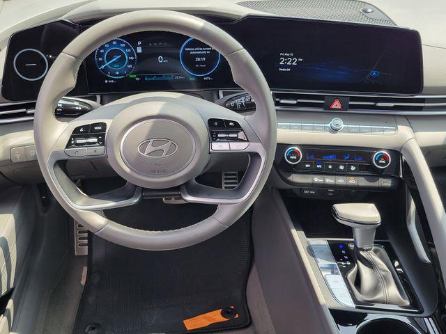2025 Hyundai Elantra Hybrid SEL Sport