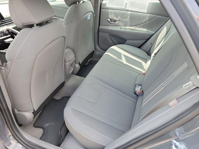 2025 Hyundai Elantra Hybrid SEL Sport