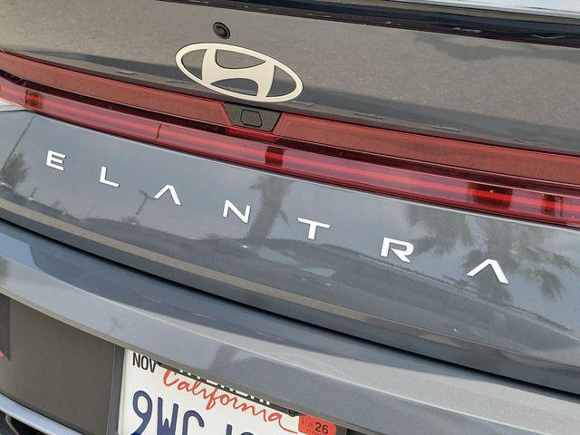 2025 Hyundai Elantra Hybrid SEL Sport