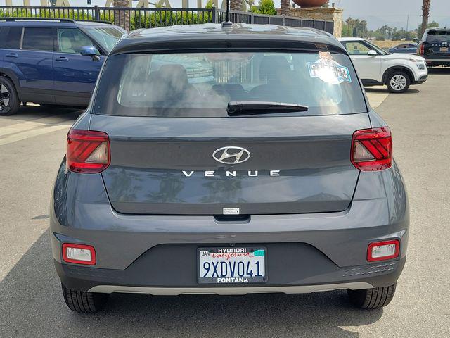 2026 Hyundai Venue SE