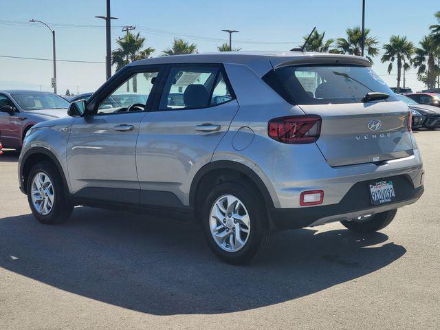 2026 Hyundai Venue SE