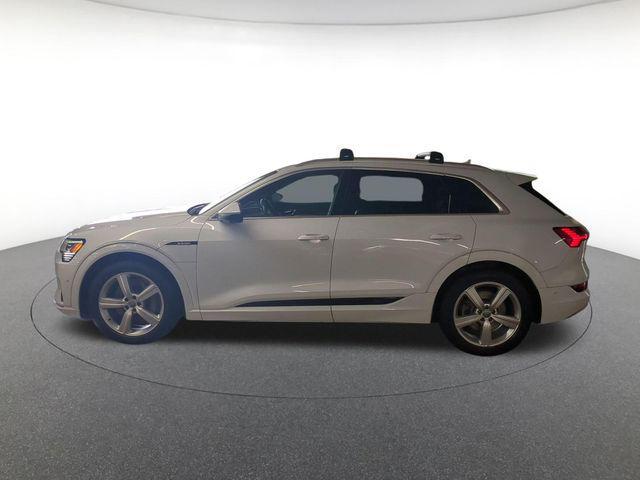 2019 Audi e-tron Premium Plus