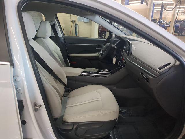 2023 Hyundai Sonata SE