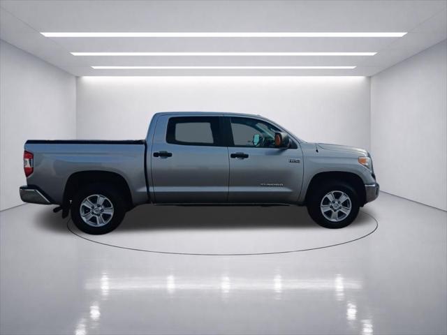 2016 Toyota Tundra SR5 5.7L V8