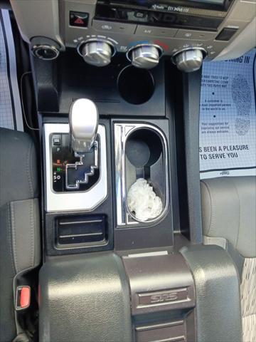 2016 Toyota Tundra SR5 5.7L V8