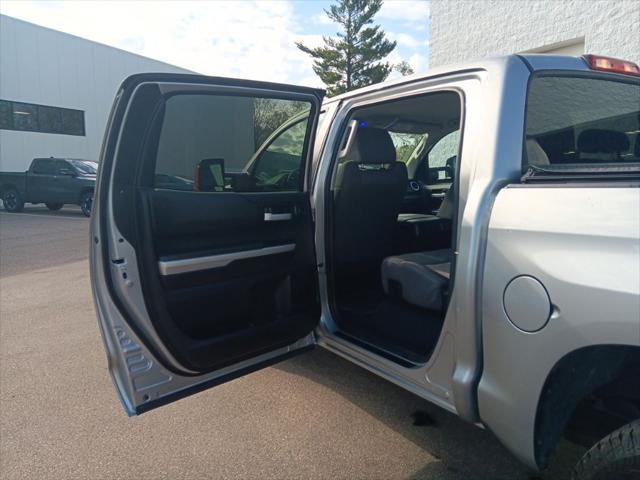 2016 Toyota Tundra SR5 5.7L V8
