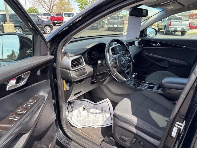 2016 Kia Sorento 2.4L LX