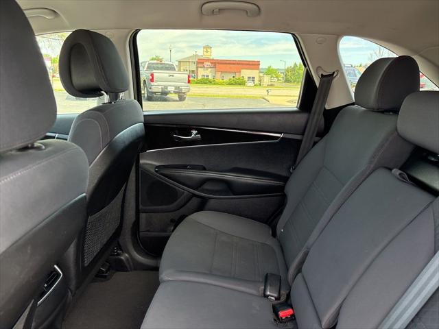 2016 Kia Sorento 2.4L LX