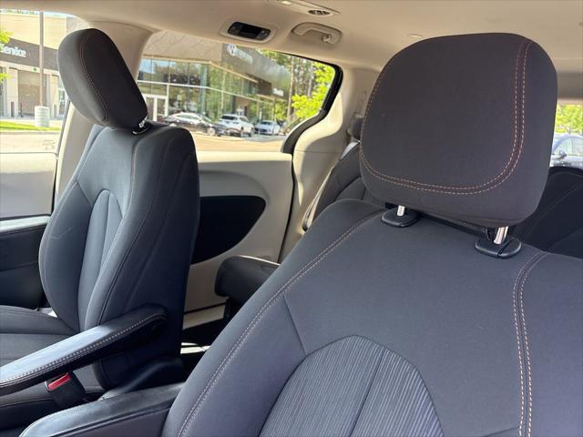 2017 Chrysler Pacifica Touring