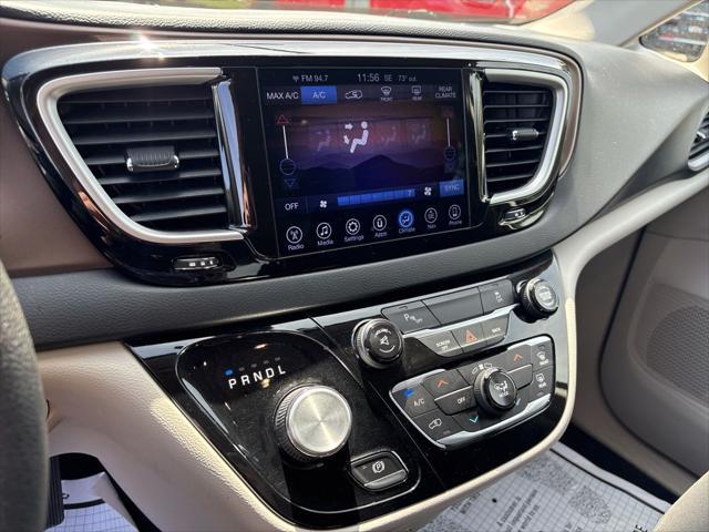 2017 Chrysler Pacifica Touring