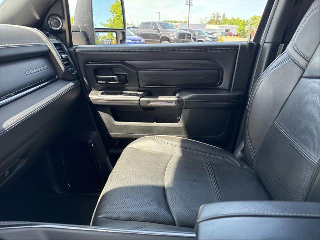 2023 Ram 3500 Limited Mega Cab 4x4 6'4" Box