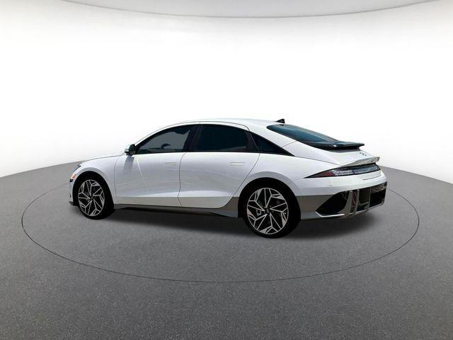 2025 Hyundai IONIQ 6 SEL