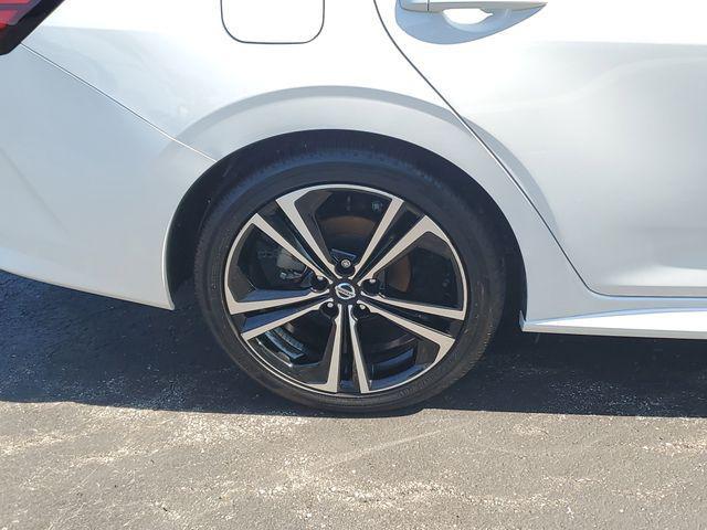 2023 Nissan Sentra SR Xtronic CVT
