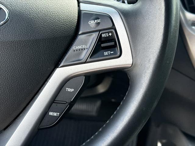 2017 Hyundai Veloster Value Edition