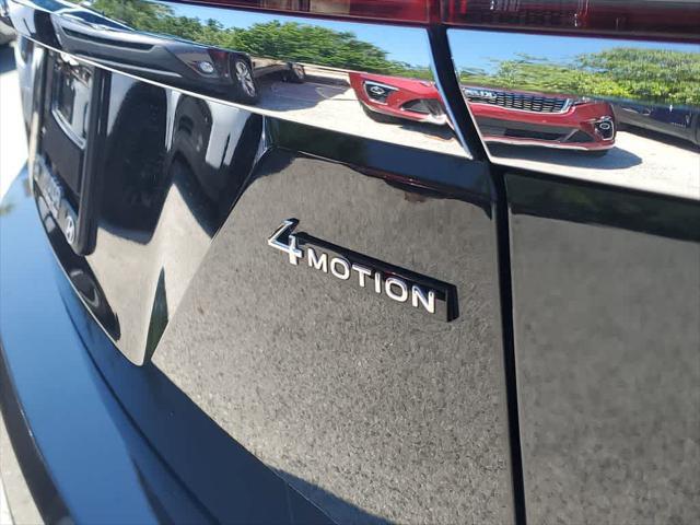 2024 Volkswagen Atlas 2.0T SEL Premium R-Line