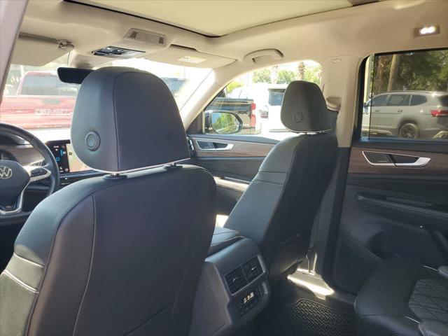 2024 Volkswagen Atlas 2.0T SEL Premium R-Line