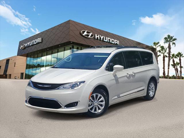 2017 Chrysler Pacifica Touring-L for sale in WESLEY CHAPEL, FL