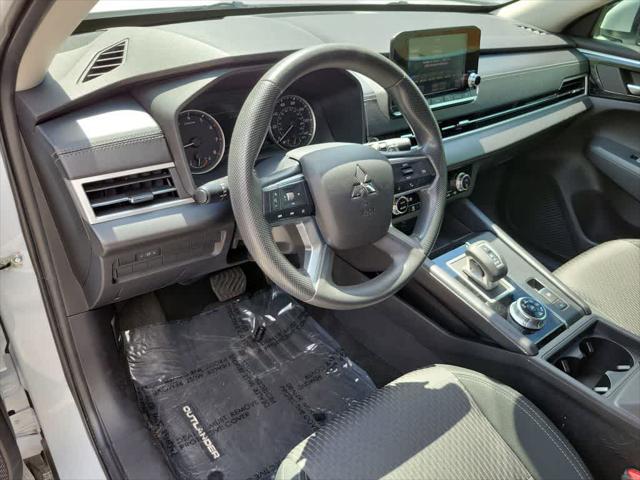 2022 Mitsubishi Outlander ES 2.5 S-AWC