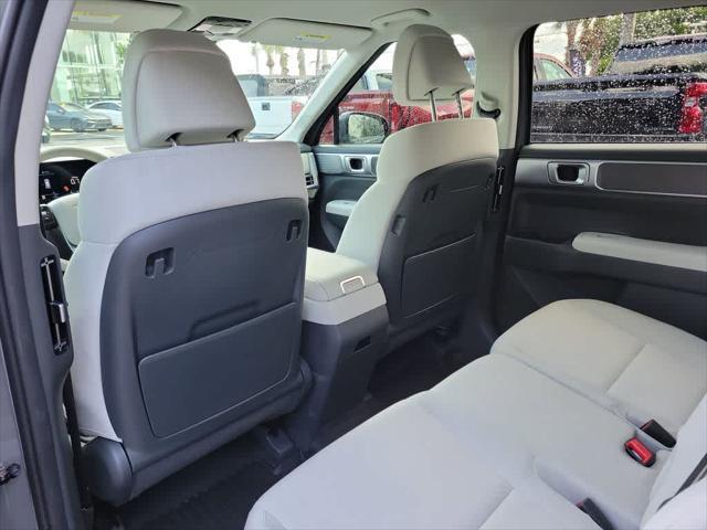 2025 Hyundai Santa Fe SE