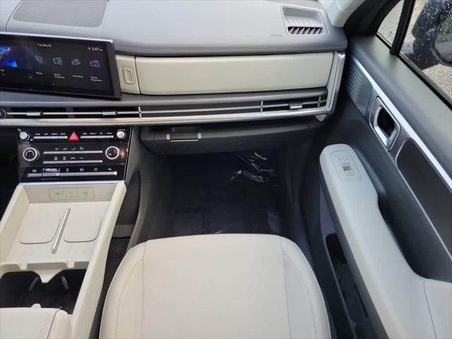 2025 Hyundai Santa Fe SE