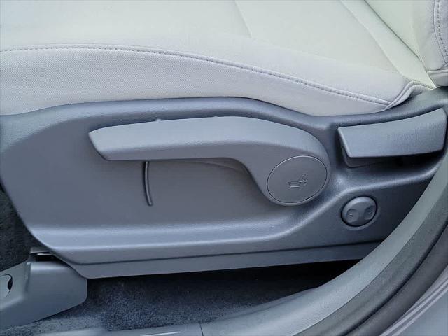 2025 Hyundai Santa Fe SE
