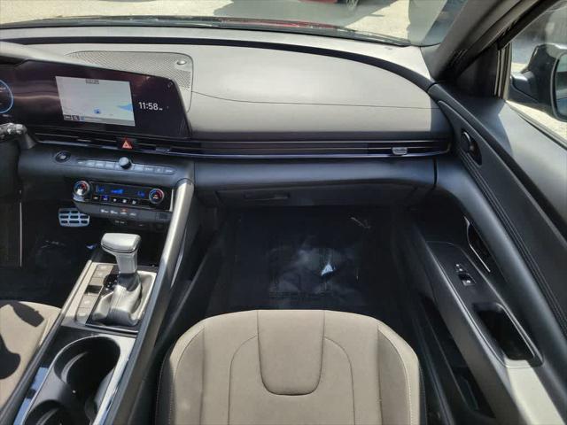2025 Hyundai Elantra Hybrid SEL Sport