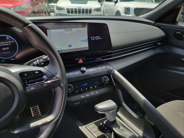 2025 Hyundai Elantra Hybrid SEL Sport