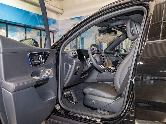 2026 Mercedes-Benz GLC 4MATIC