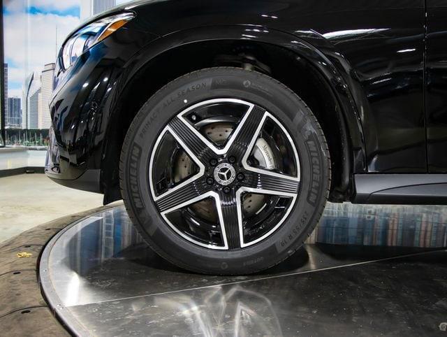 2026 Mercedes-Benz GLC 4MATIC