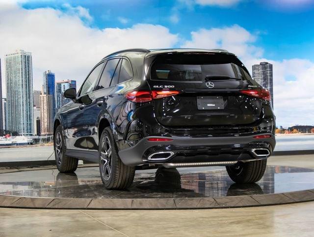 2026 Mercedes-Benz GLC 4MATIC