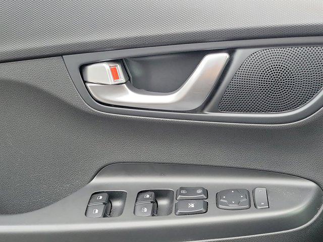 2023 Hyundai Kona EV SE