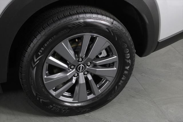 2024 Nissan Pathfinder SV FWD
