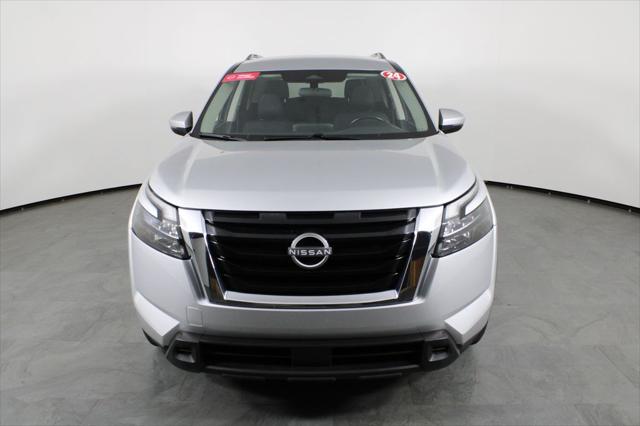 2024 Nissan Pathfinder SV FWD