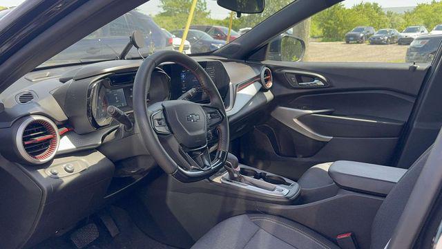 2025 Chevrolet Trax FWD 1RS
