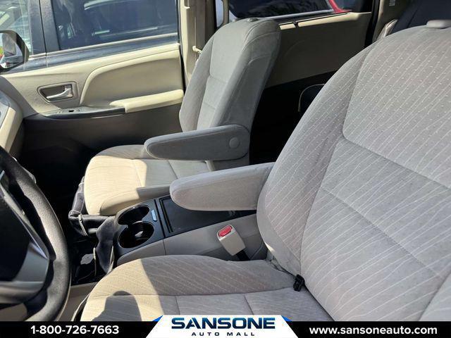 2020 Toyota Sienna LE