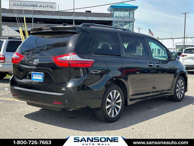 2020 Toyota Sienna LE