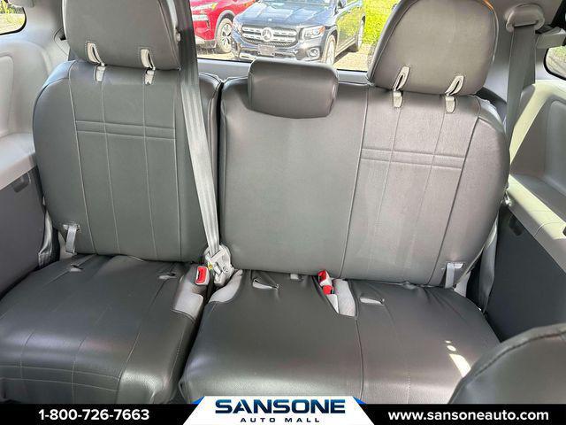 2020 Toyota Sienna LE
