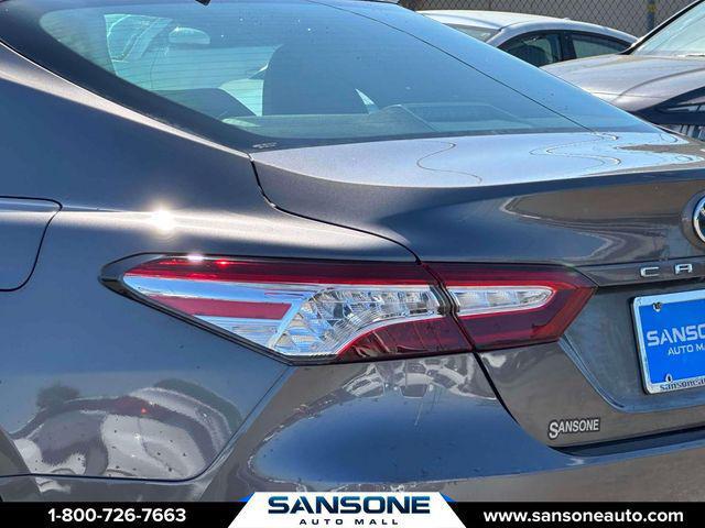 2020 Toyota Camry XLE Hybrid