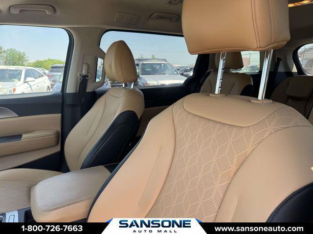 2024 Kia Carnival MPV LX Seat Package
