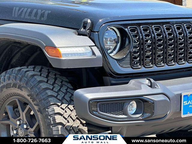 2025 Jeep Wrangler 4-Door Willys 4x4