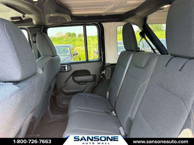 2025 Jeep Wrangler 4-Door Willys 4x4