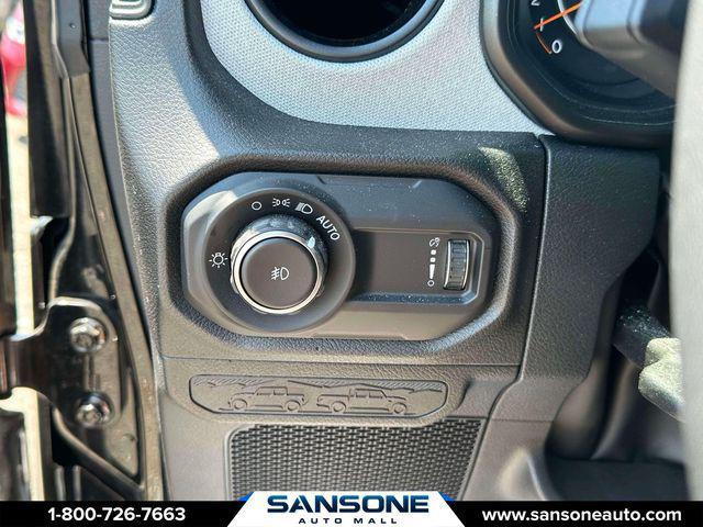 2025 Jeep Wrangler 4-Door Willys 4x4