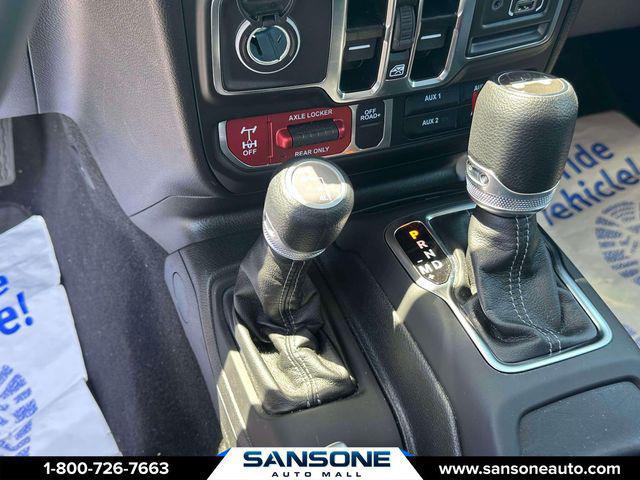 2025 Jeep Wrangler 4-Door Willys 4x4
