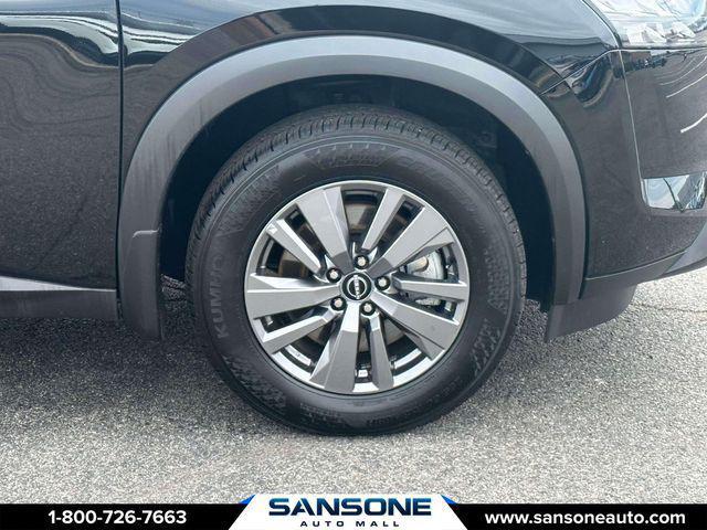 2024 Nissan Pathfinder SV 4WD