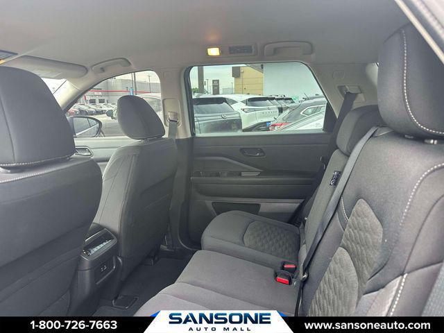 2024 Nissan Pathfinder SV 4WD