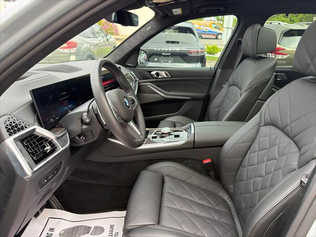 2026 BMW X5 M60i