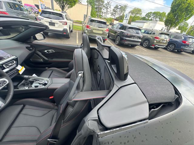2026 BMW Z4 M40i
