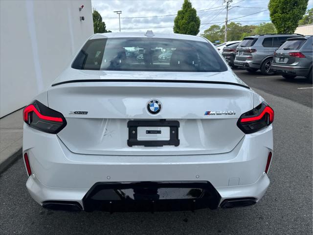 2026 BMW M240 i xDrive