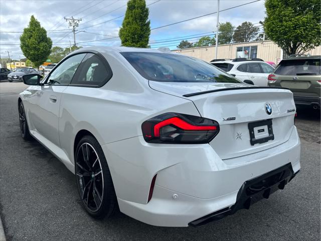 2026 BMW M240 i xDrive