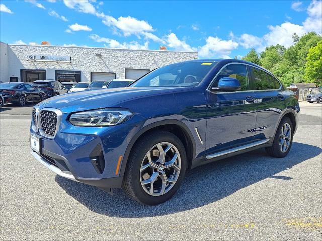 2023 BMW X4 xDrive30i